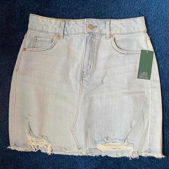 NWT Wild Fable Women's High-Rise Denim Mini Skirt - Picture 2 of 6